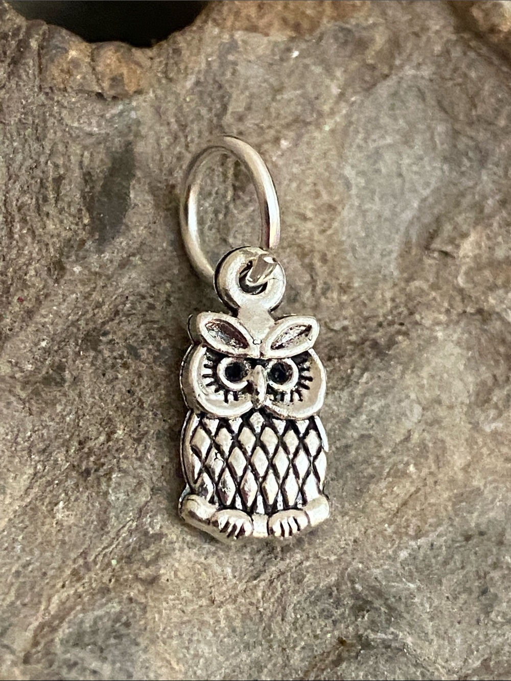 5/$10❤️❤️❤️NEW Handmade Owl Charm Pendant